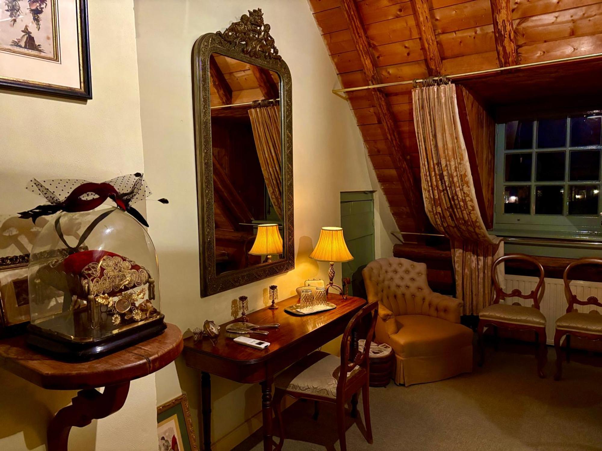 אמרונגן B&B Het Gasthuys מראה חיצוני תמונה
